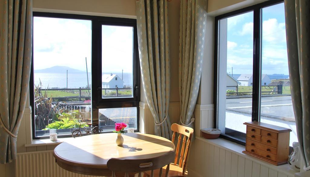 Teach Cruachan Bed&Breakfast Dooagh Exterior foto
